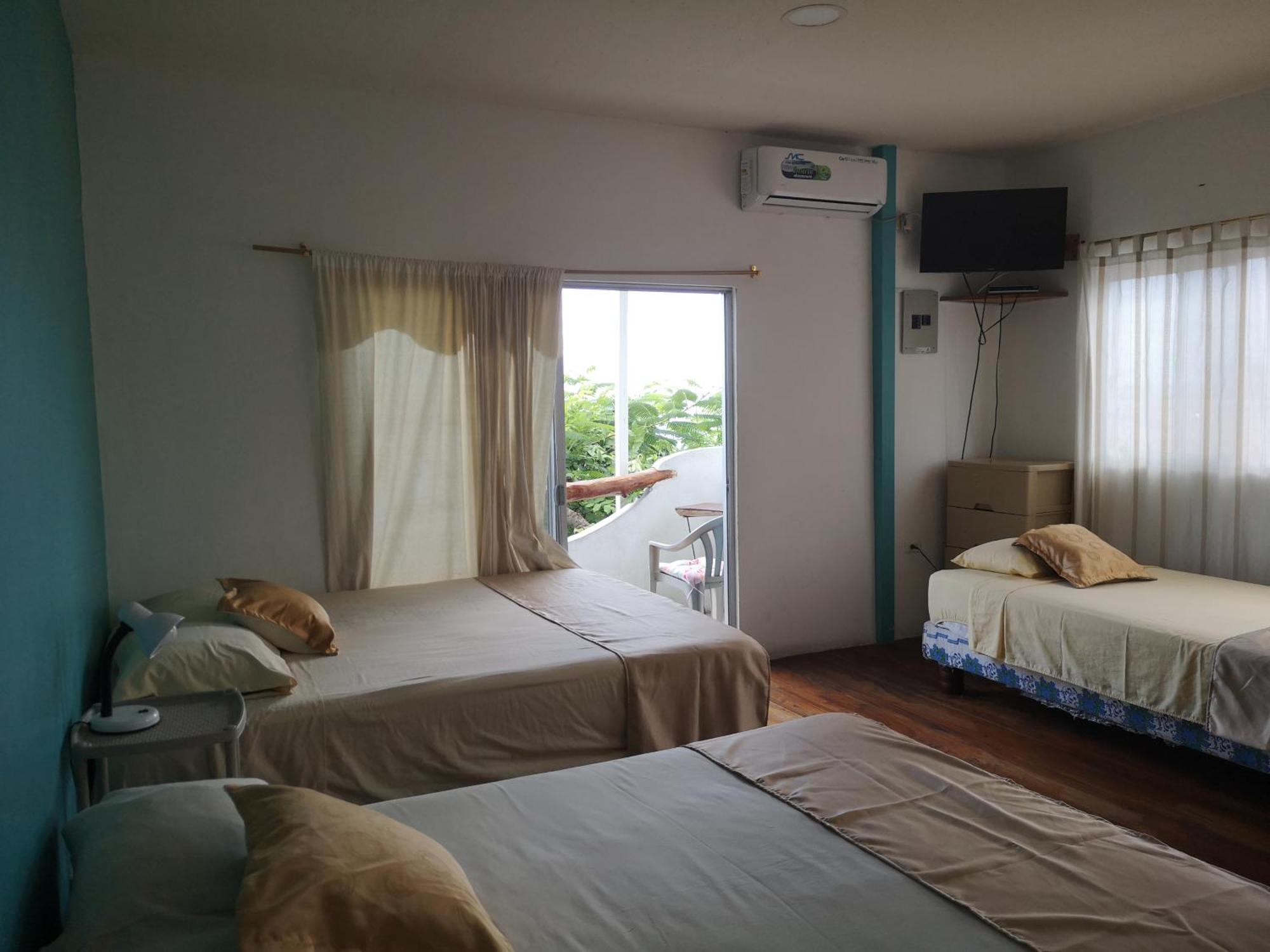 Hostal Cabanas Don Jorge Puerto Baquerizo Moreno Eksteriør billede